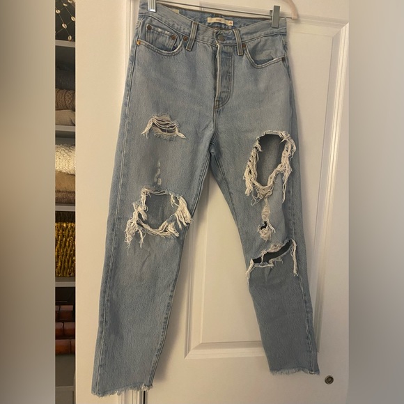 Levi's Denim - Levi’s Wedgie Ripped Jeans